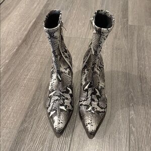 Posh Abound Faux Snakeskin Ankle Booties | Size 6.5 | Never Worn
